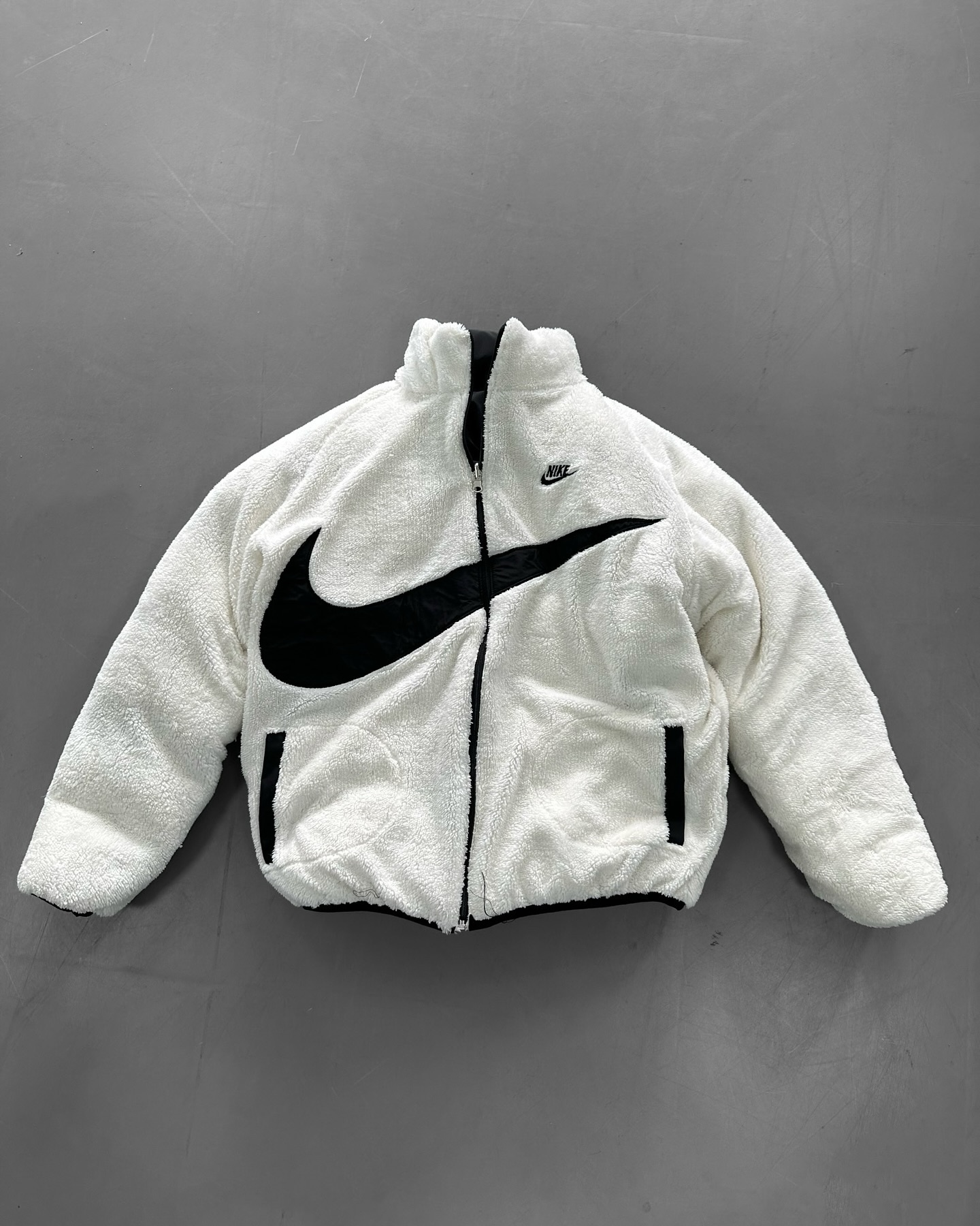 Nike Siyah Çift Taraflı Mont